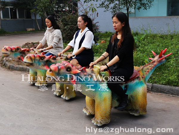 華龍藝術質量保證的騎乘兒童車